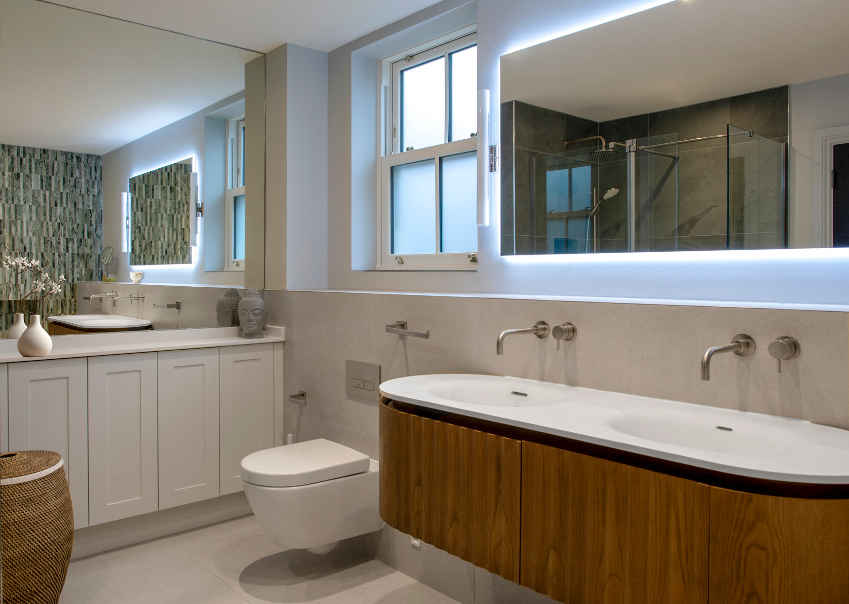 Cobham Apartment